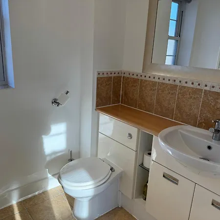 Sherfield Park Ensuite Room Sherfield upon Loddon Exterior photo
